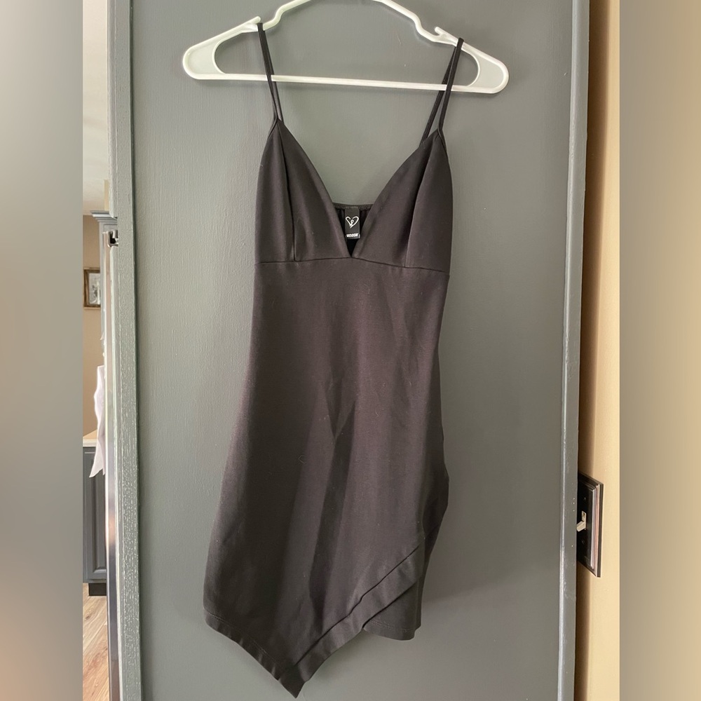 Windsor Dress - Picture 2 of 3